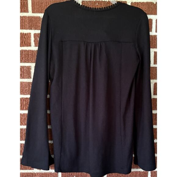 Suzanne Betro Black Floral Long Sleeve Ribbed Tunic with Lace Neck Size Small - Picture 4 of 4